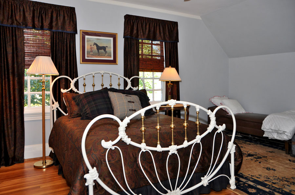 Fox Pheasant Bedroom