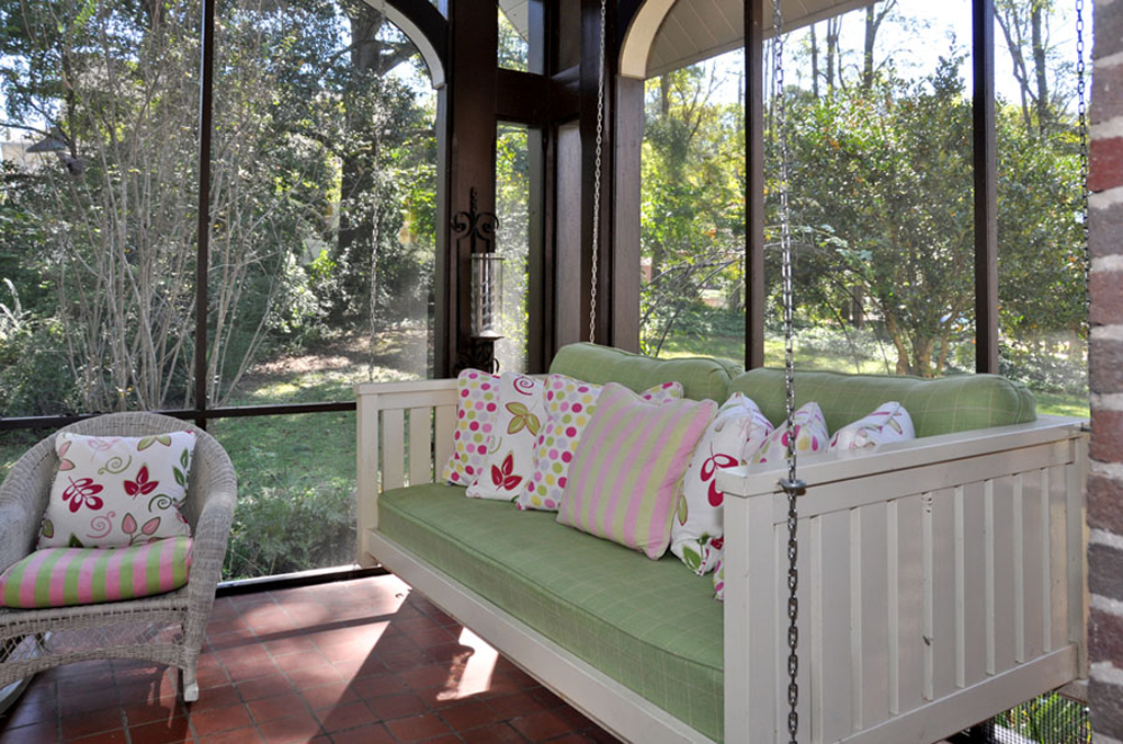 Fox Pheasant Screen Swing